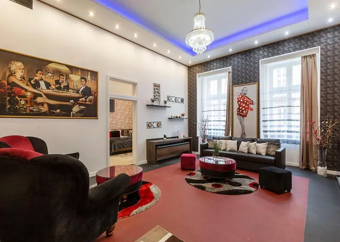 Exclusive Marilyn Apartment In The Heart Of Budapest